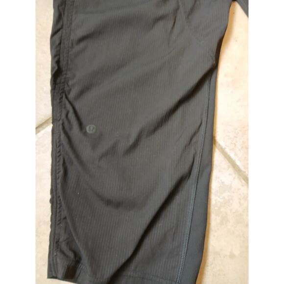 Lululemon Dance Studio crop Dance Pants athleisure gorpcore size 14 Black - Picture 7 of 9